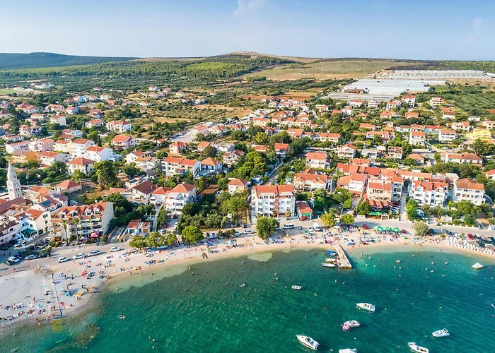 アパート Stunning In With Wifi トゥラニ